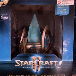  StarCraft II Protoss Pylon USB Power Station (New in Box, Lights Up)