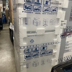 Box Refrigerator Frigidaire White 30”