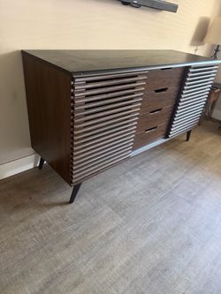 Credenza