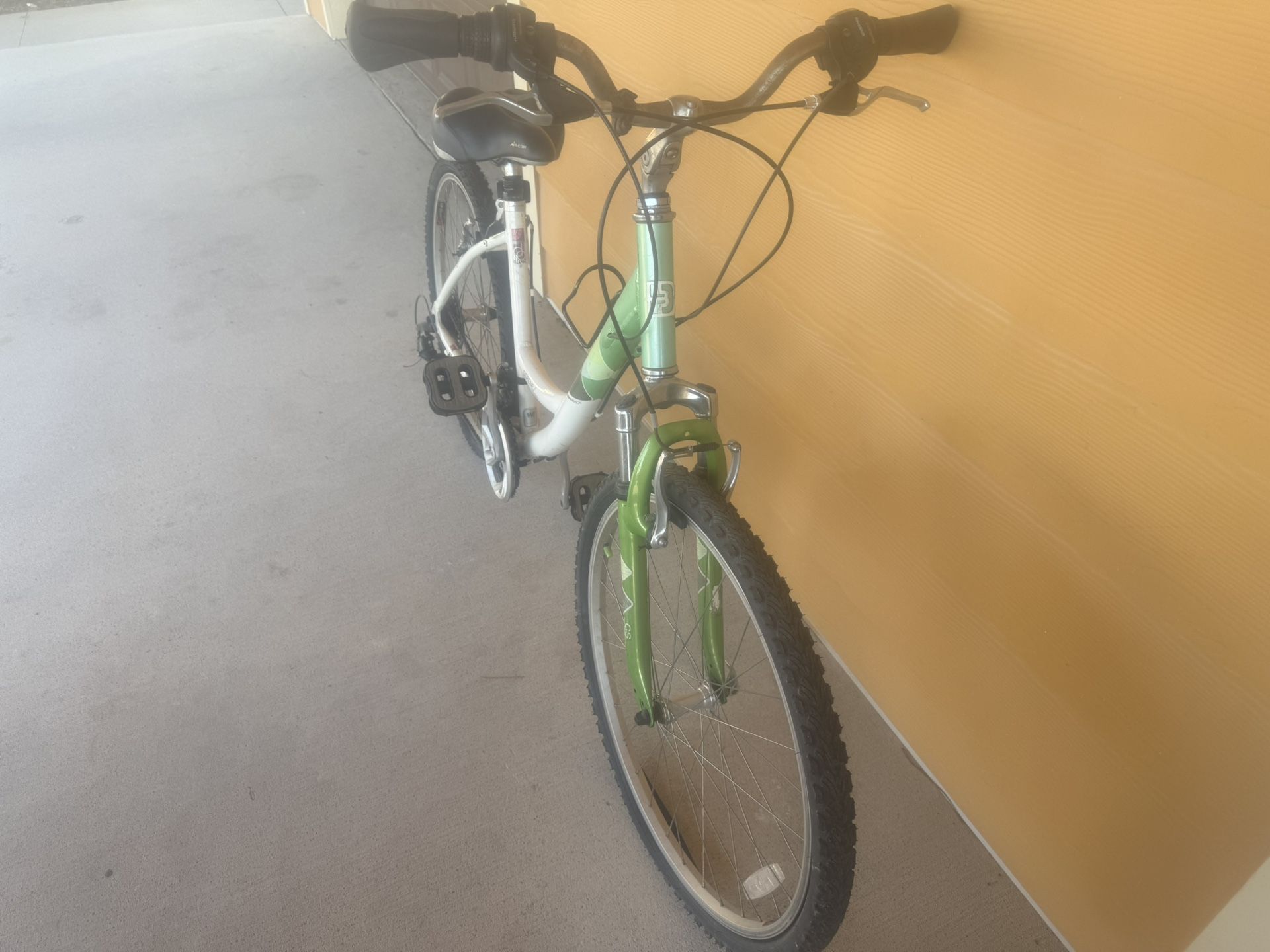 Diamondback Serene Classic women's comfort bike