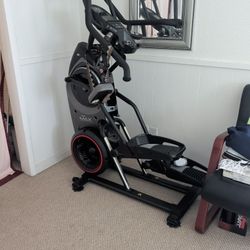 Bowflex Max Trainer M8 (New Year, New You)