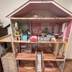 Big Doll House Toys And Furniture Included 