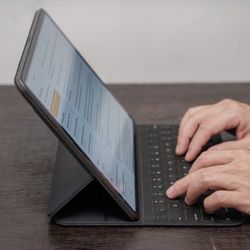 iPad Pro 12.9 in with Smart Portfolio Keyboard