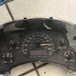 Chevy Astro Instrument Cluster 96-05