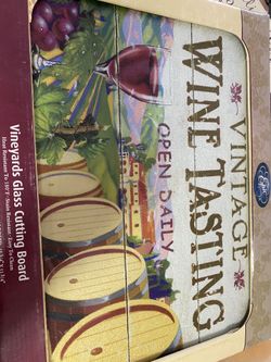 Brand new Cutting board vineyards glass board