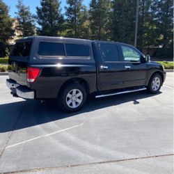 Nissan SE pickup 4D 61/2ft