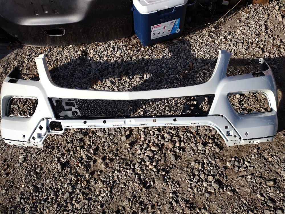 2015-2016 Mercedes ML350 Front Bumper And Lower Two Plastic Pieces OEM Parts