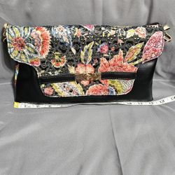 MELLOW WORLD Crossbody Bags with Embroidery