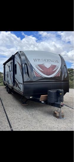 2019 32 ft travel trailer