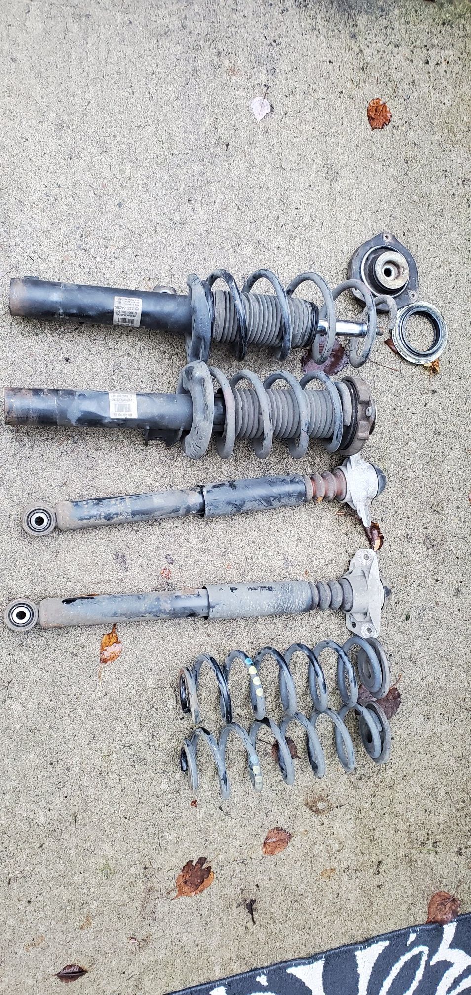 Volkswagen MK5 GTI oem suspension