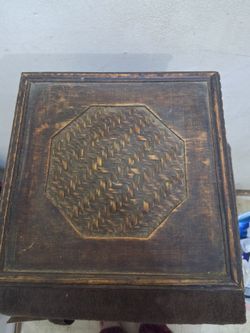 Rare Vintage Middle Eastern & East Asian Fusion Woven Rattan Trunk – Hand-Carved Dark Wood Keepsake Chest with Ornate Brass Swing Clasp