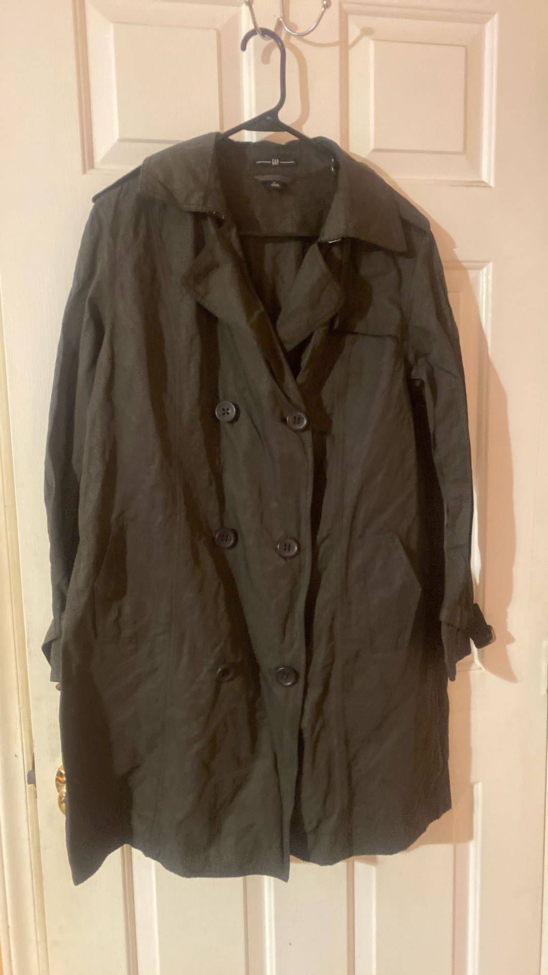 Women’s Gap Jacket