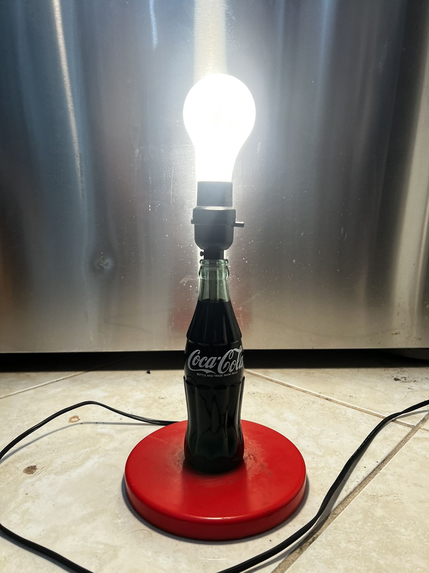 VINTAGE 1998 Coca-Cola Bottle Lamp with Red Plastic Base WORKS GREAT!