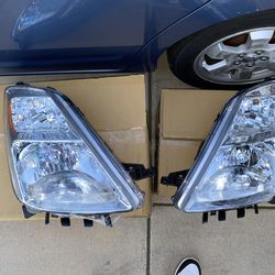 Prius Headlight (No HID) 