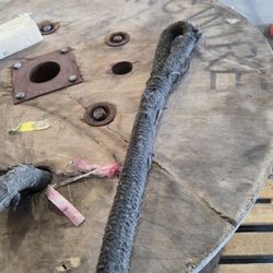 Big rope.Great for pulling projects, trucks out of the mud, whatever you need it for come and pick it up, it's ready to go on a reel underneath the di