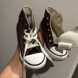 Size 8 Toddlers Converse High Top
