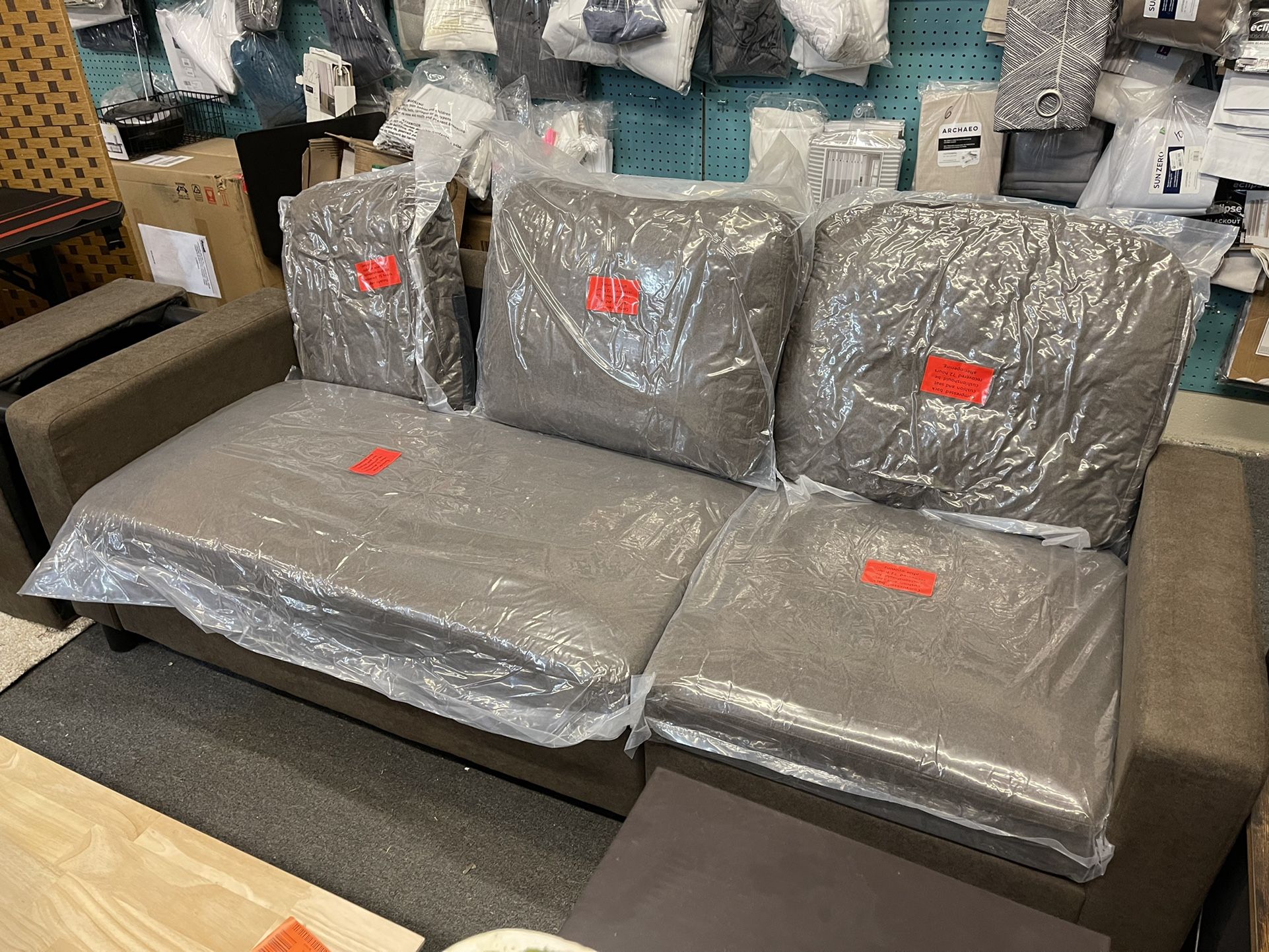 Sofa , Recliners And Much More New Inventory Daily Take Home Same Day