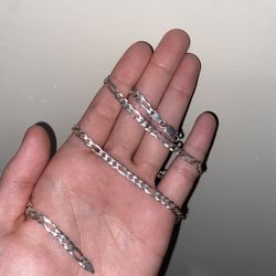 Flat Figaro Chain Necklace 