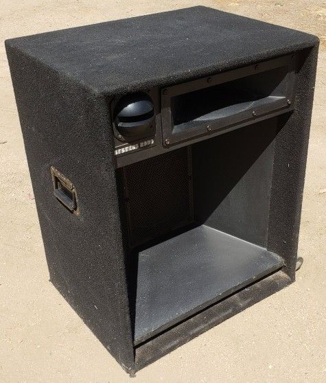 Rare Vintage SYSTEMS 2000 Huge P.A. SINGLE SPEAKER Incredible Sound and Bass!