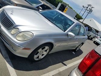 2006 Mercedes e20