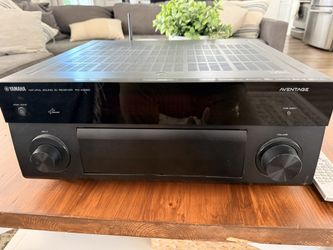 Yamaha Aventage RX-A1050 A/V Receiver