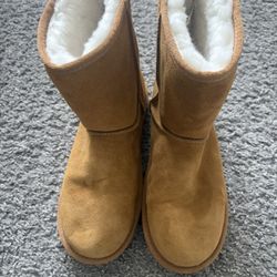 Uggs Boots size 8
