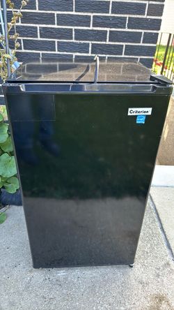 Criterion mini fridge Black works in good shape