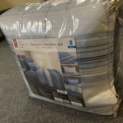 Full Unopened Comforter Set New