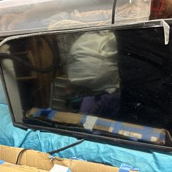 24 Inch TV INSIGNIA N10 Series 