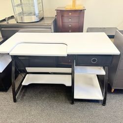 Sewing Table （SW551)