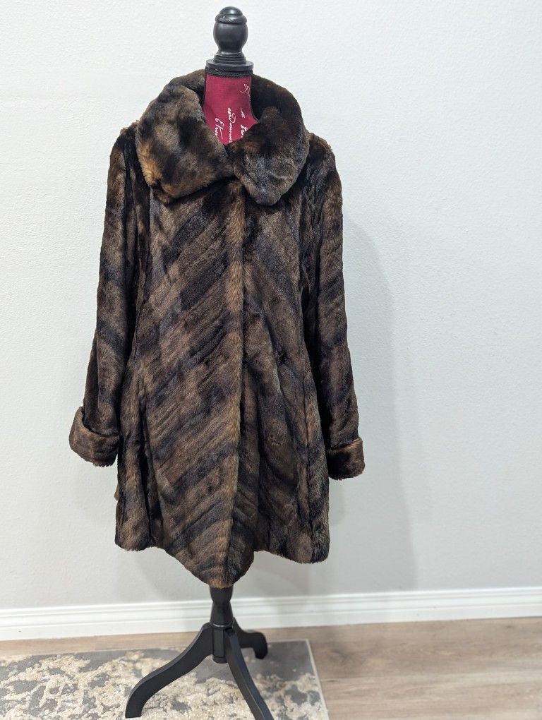 Jones New York Faux Fur Coat - XLarge - Knee Long