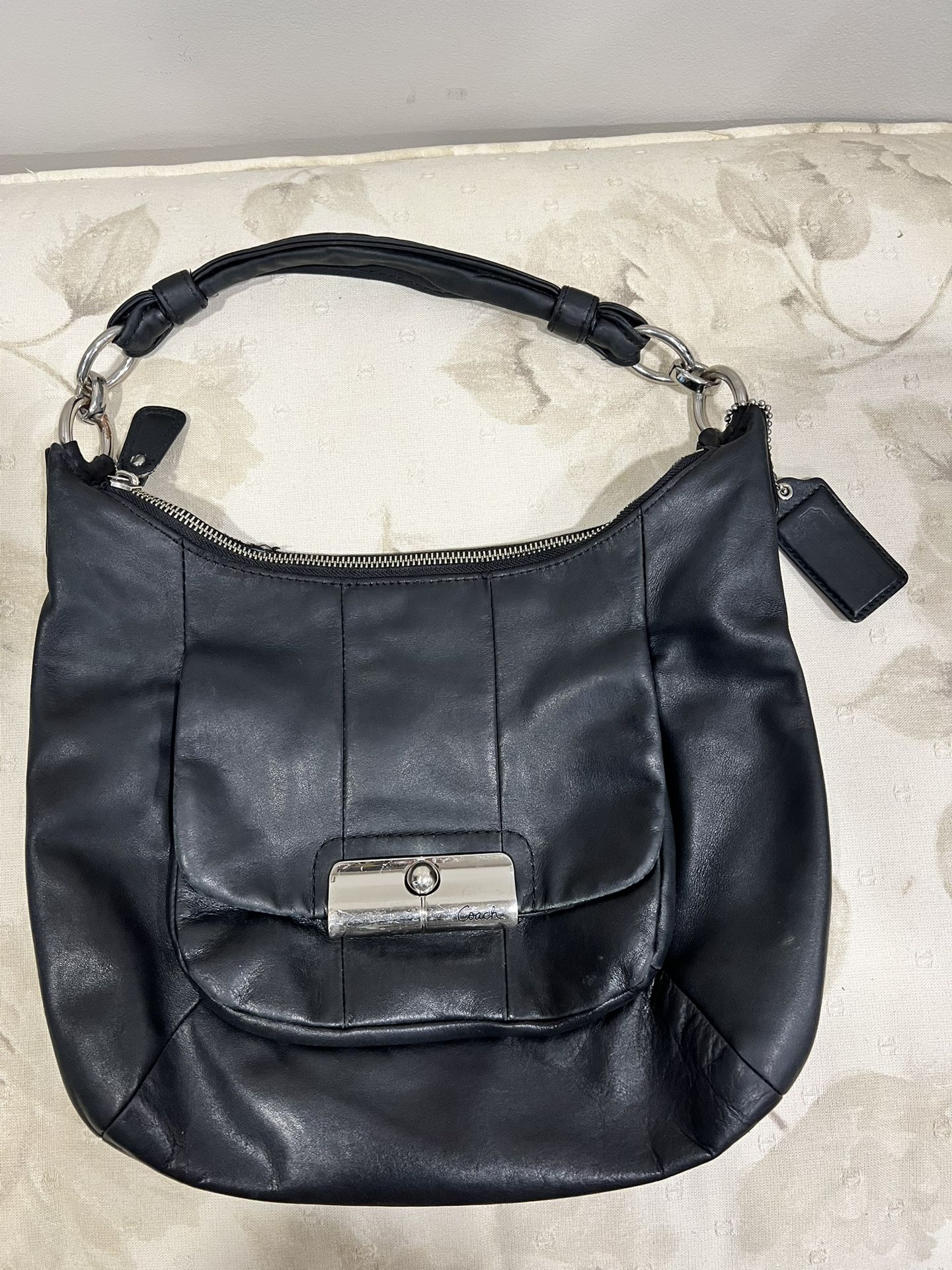Coach Vintage 16808 Leather Black Shoulder Bag