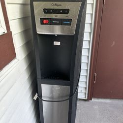 Water Dispenser 