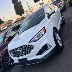 2020 Ford Edge 