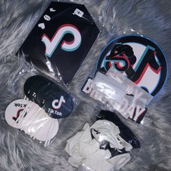 Tik Tok Party Decor
