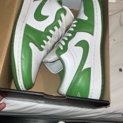 Air Jordan 1 Low SE Men’s 