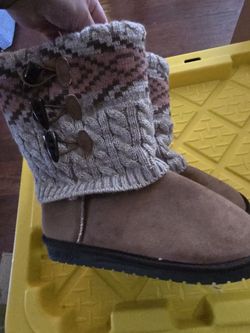 Boots Size 8