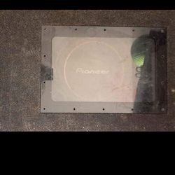 12 Inch pioneer subwoofer in speaker Box