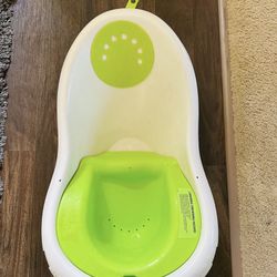 Free Baby Bath Tub 