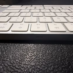 Magic Keyboard-with Touch ID as Is