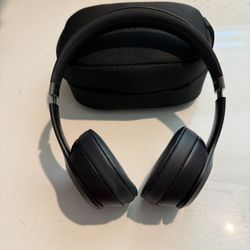 Beats Solo 4 - Wireless Bluetooth On-Ear Headphones, Apple & Android Compatible, With  Case. $100