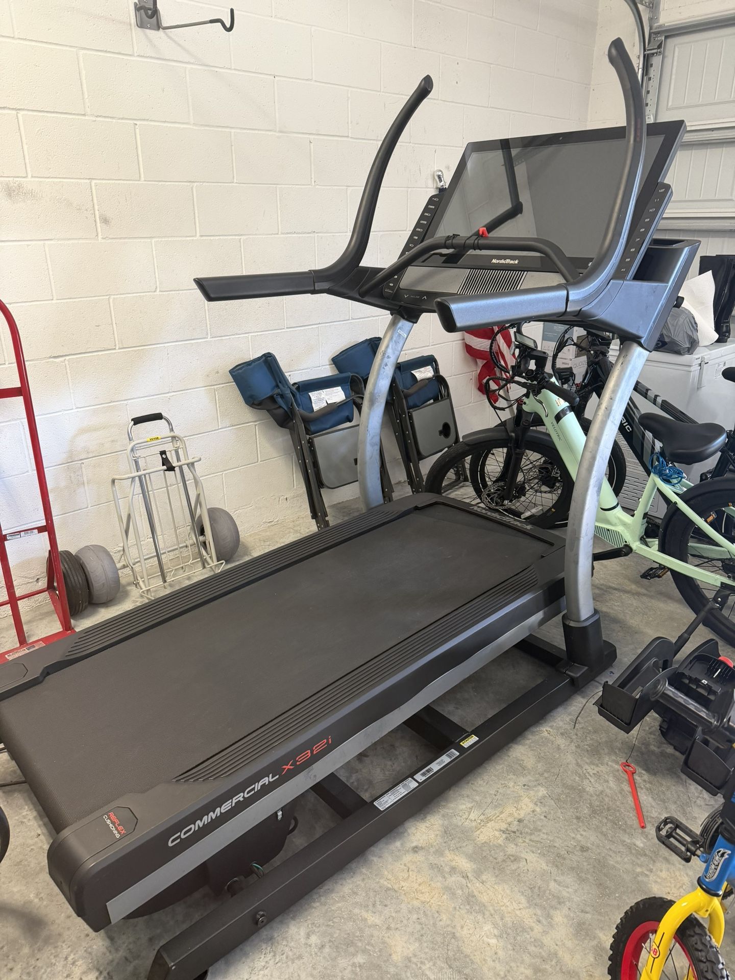 Norditrac X32i Commercial