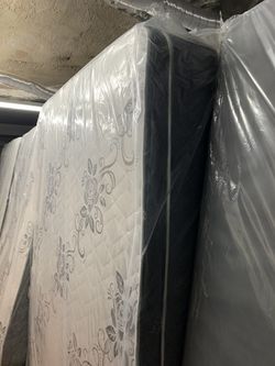 Bedroom Mattress all sizes Twin/Full/Queen/King classic and pillow top available