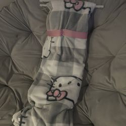 Hello Kitty Blanket 