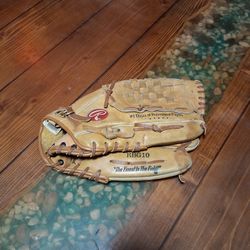 Right 10 Rawlings 13" Fastback Model 