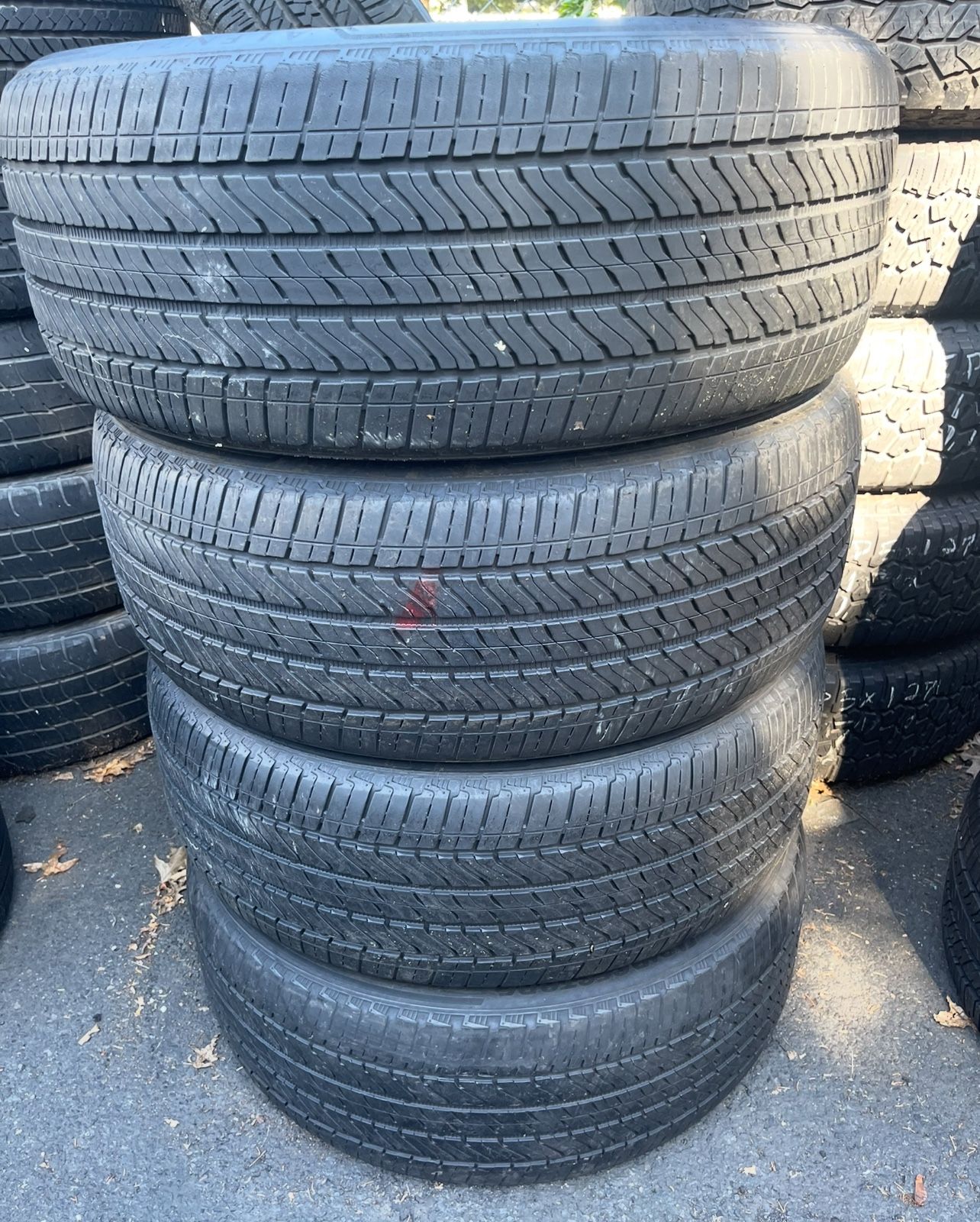 275/50/22 Bridgestone 275/50R22 set of matching used tires in great condition 350$ for 4 tires plus tax. Mount available but not included. City tire