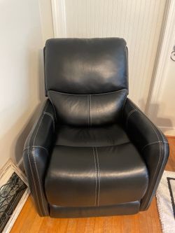 Black electric leather recliner