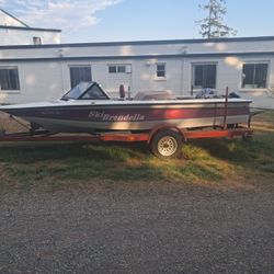 Ski Boat 5.7 V Drive Runs