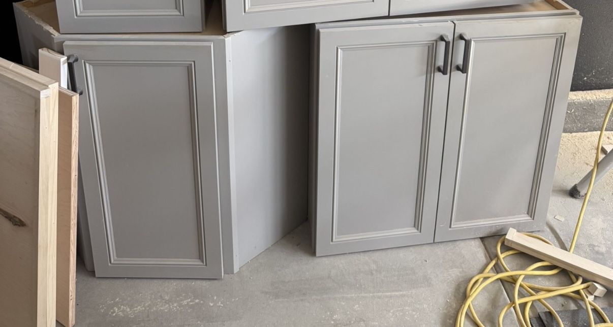 Cabinets 
