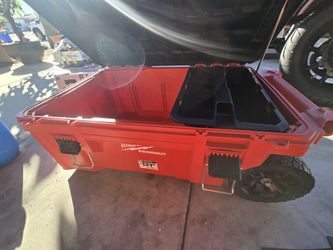 Milwaukee Rolling Packout Large